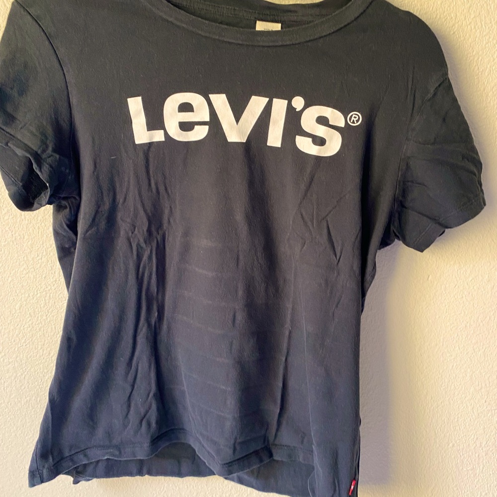 Levi’s T-shirt